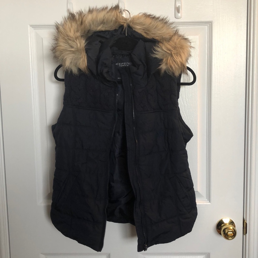 Aeropostale navy vest with fur hood size medium